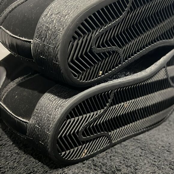 🔥Women’s NIKE Blazer High “Triple Black”- Skateboard Sneakers Sz 11 - EXCELLENT - Picture 9 of 13